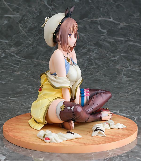 Atelier Ryza Cute Statue