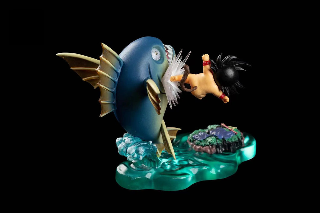 Dragon Ball Childhood Son Goku VS Fish Figure