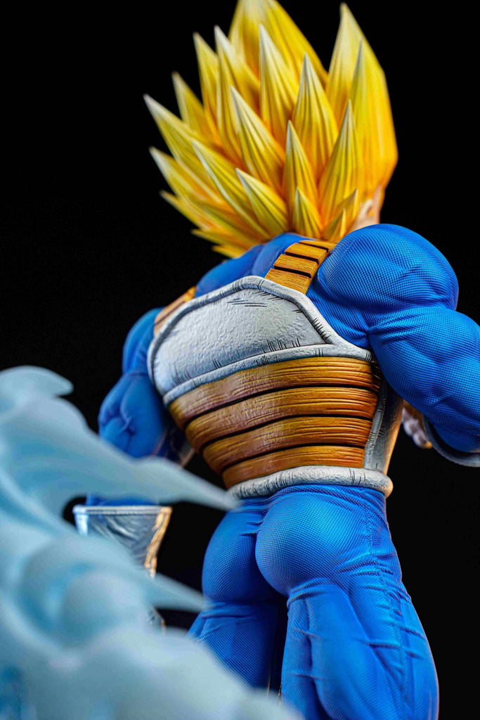 Dragon Ball Z Super Vegeta Classic Scene Statue
